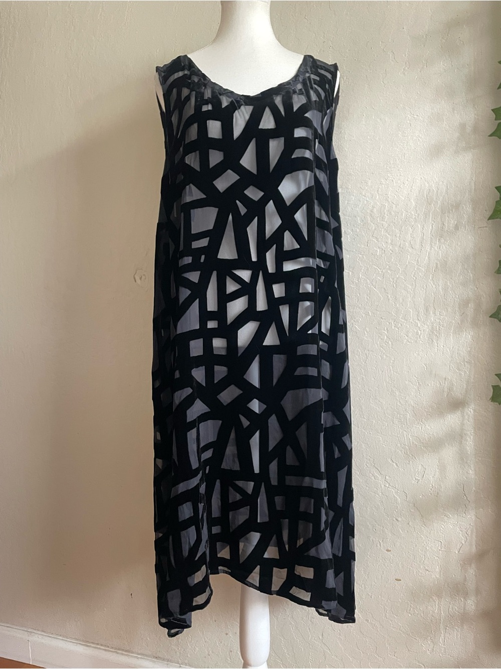 Eileen Fisher burnout black top